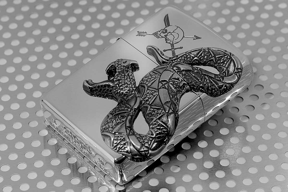 sOMEThING フェノム　美品 Zippo ジッポー Venom Adder ヴェノム アダー Ni｜Zippo専門店