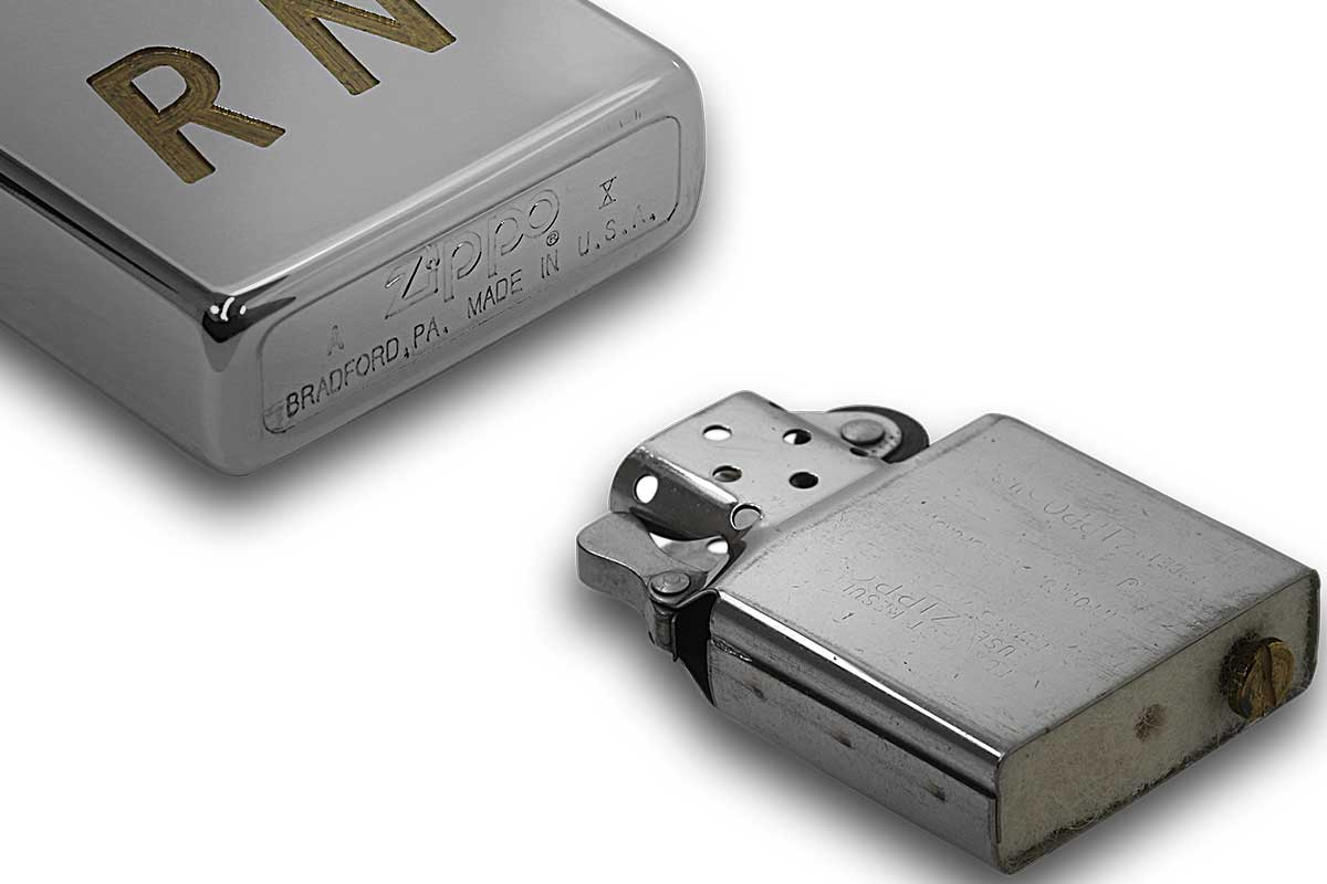 Zippo ジッポー 中古・Paul Smith ポール・スミス 箱なし 保証書なし 傷あり 1994年製造  Grecian profile メール便可