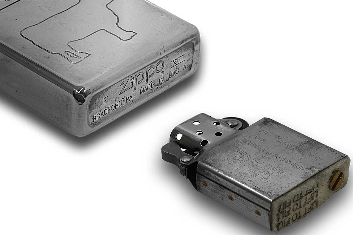Zippo ジッポー 中古・Paul Smith ポール・スミス 箱なし 保証書なし 傷あり 1997年製造 Cow メール便可