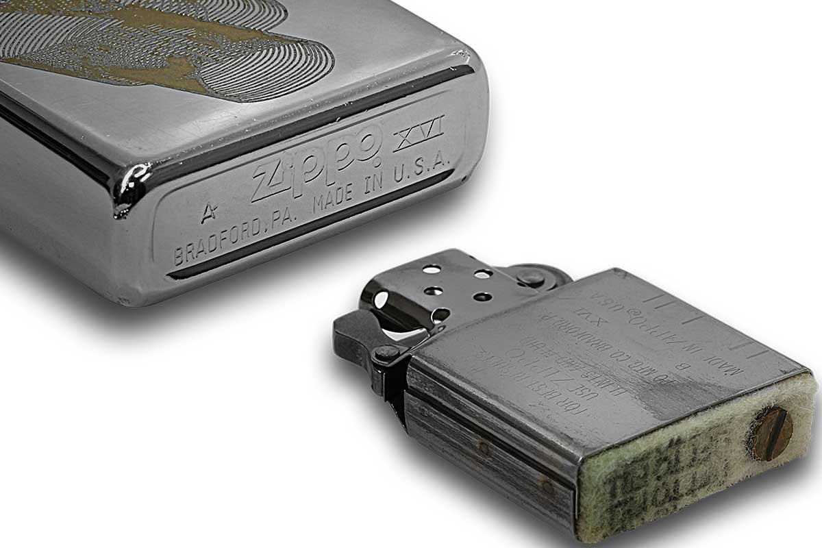 Zippo ジッポー 中古・Paul Smith ポール・スミス 箱なし 保証書なし 傷あり 2000年製造 幾何学模様 メール便可